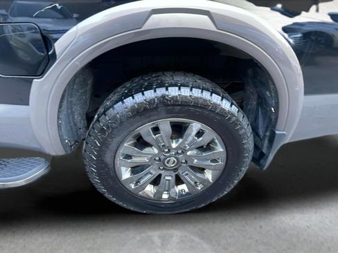 Used 2018 Nissan Titan Platinum Reserve image 20