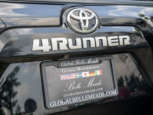 Used 2019 Toyota 4Runner 4WD image 12