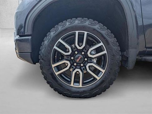 Used 2026 GMC Sierra 1500 AT4 w/ AT4 Premium Package AWD/4WD image 22