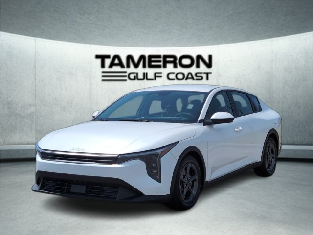 Used 2025 Kia K4 FWD image 1