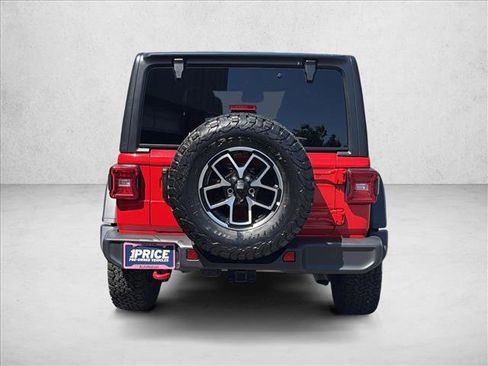 Used 2026 Jeep Wrangler Unlimited Rubicon AWD/4WD image 6