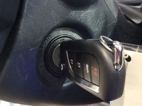 Used 2023 Toyota Corolla LE image 33