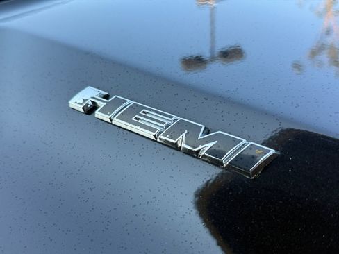 Used 2014 Dodge Challenger R/T RWD image 20
