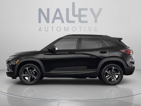 Used 2023 Chevrolet TrailBlazer RS w/ Convenience Package FWD image 2