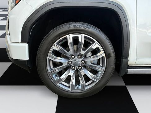 Used 2024 GMC Sierra 1500 Denali AWD/4WD image 14