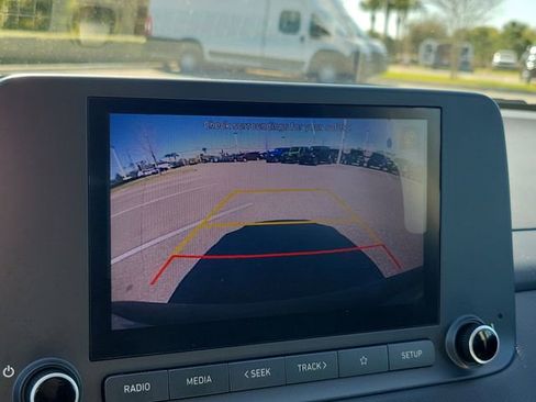 Used 2022 Hyundai Kona SEL image 22