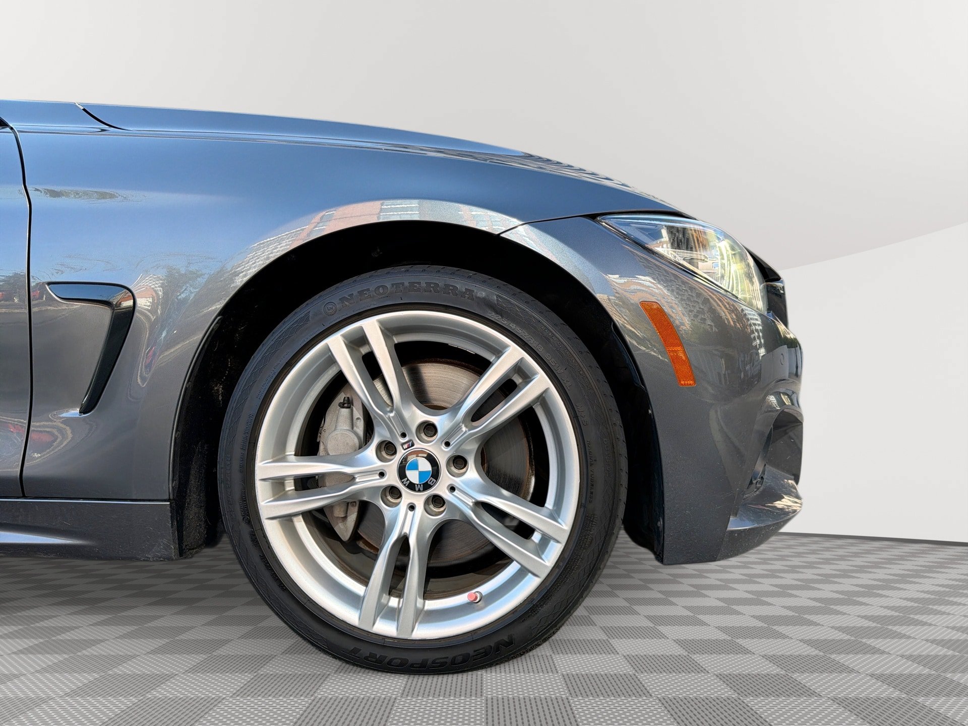 Used 2019 BMW 430i xDrive Coupe w/ M Sport Package AWD/4WD image 30