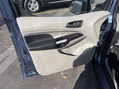 Used 2020 Ford Transit Connect Titanium w/ Trailer Tow Package image 21