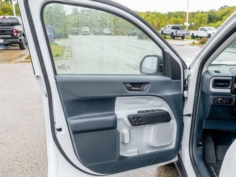 New 2025 Ford Maverick XLT image 67