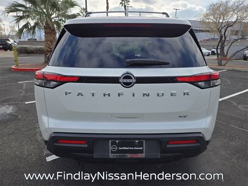 Used 2022 Nissan Pathfinder SV image 5