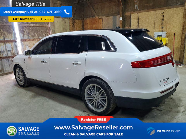 Used 2016 Lincoln MKT AWD w/ Equipment Group 201A image 3