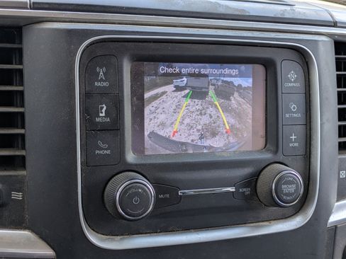 Used 2021 RAM 1500 Classic SLT AWD/4WD image 25