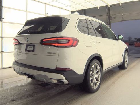 Used 2023 BMW X5 xDrive40i w/ Premium Package image 4
