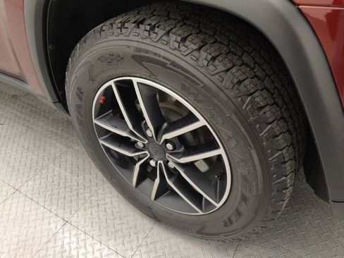 Used 2019 Jeep Grand Cherokee Trailhawk image 31