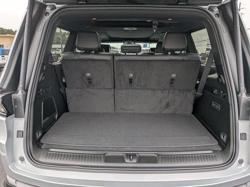 New 2026 Jeep Grand Wagoneer Limited image 25