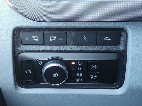 Used 2024 Ford F250 Limited w/ FX4 Off-Road Package image 26