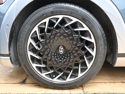 Used 2022 Hyundai Ioniq 5 Limited image 11