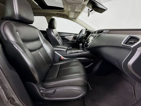 Used 2024 Nissan Murano SV AWD/4WD image 32