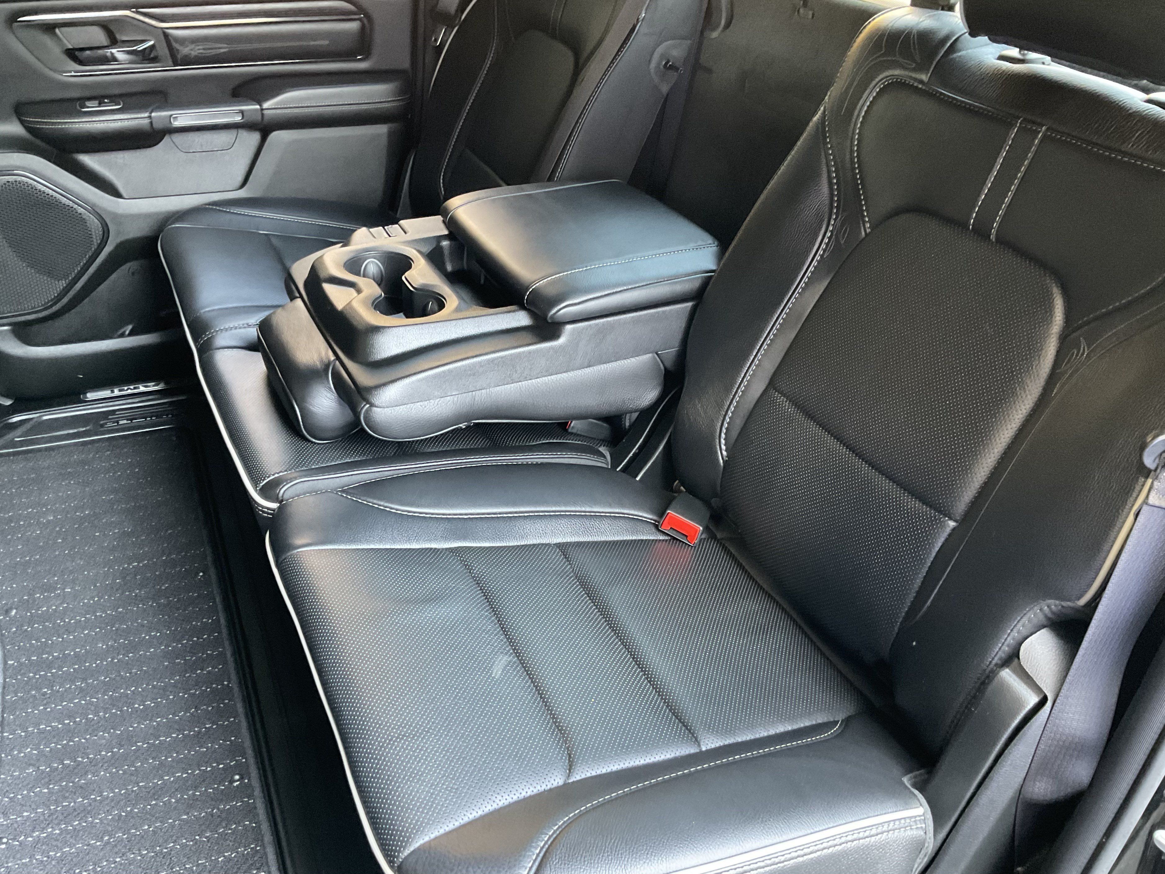 Used 2023 RAM 1500 Limited w/ Body-Colour Bumper Group AWD/4WD image 39
