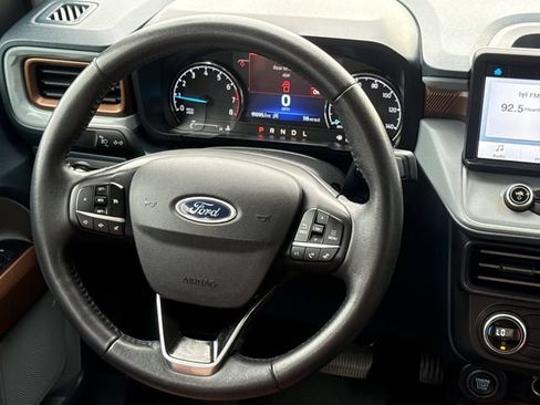 Used 2022 Ford Maverick Lariat FWD image 13