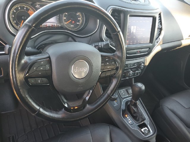 Used 2021 Jeep Cherokee Latitude Lux w/ Trailer Tow Group AWD/4WD image 18