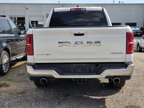 Used 2025 RAM 1500 Limited AWD/4WD image 8