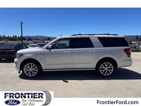 Used 2018 Ford Expedition Max Platinum AWD/4WD image 3