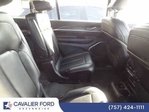 Used 2021 Jeep Grand Cherokee L Limited AWD/4WD image 12