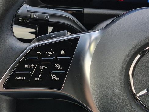 Certified 2025 Mercedes-Benz GLA 250 image 17