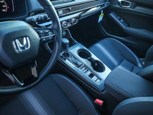 Certified 2025 Honda Civic Sport image 25