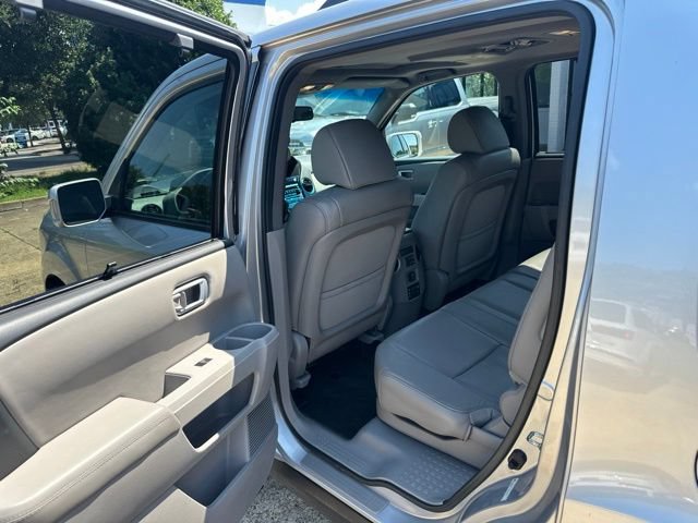 Used 2013 Honda Pilot Touring image 12