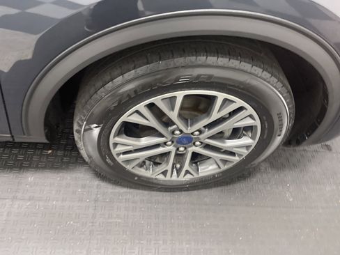 Used 2022 Ford Escape SEL w/ Technology Package image 27