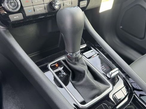 New 2026 Jeep Compass Latitude image 7