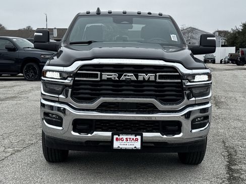 New 2026 RAM 2500 Tradesman w/ Chrome Appearance Group image 3