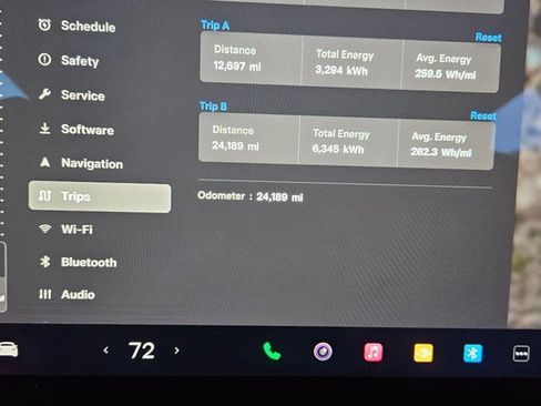 Used 2024 Tesla Model S image 12