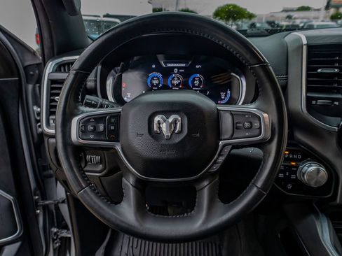 Used 2023 RAM 1500 Laramie AWD/4WD image 17