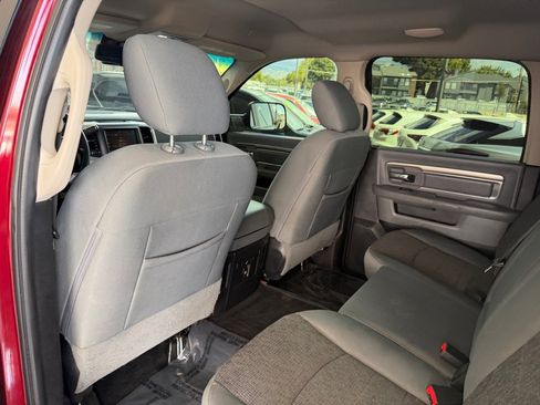 Used 2017 RAM 2500 SLT w/ Luxury Group AWD/4WD image 19