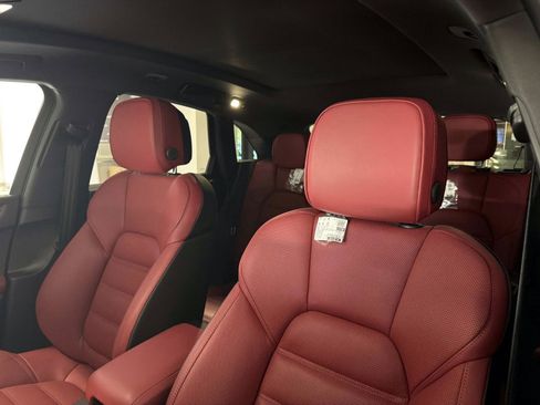 New 2026 Porsche Macan S AWD/4WD image 4