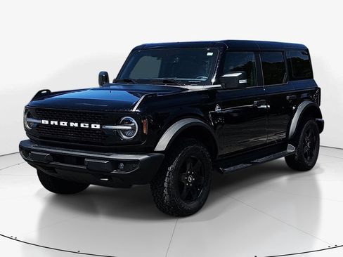 Used 2025 Ford Bronco Outer Banks AWD/4WD image 11