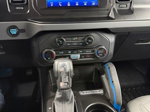 Used 2023 Ford Bronco Black Diamond AWD/4WD image 4