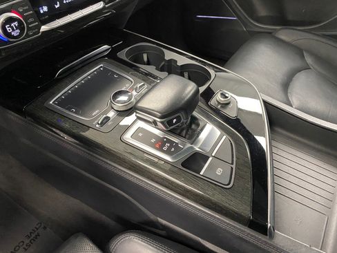 Used 2019 Audi Q7 3.0T Prestige w/ Prestige Package AWD/4WD image 53