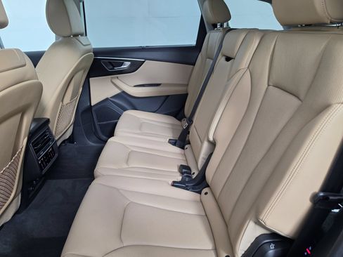 Certified 2023 Audi Q7 2.0T Premium Plus w/ Premium Plus Package AWD/4WD image 38