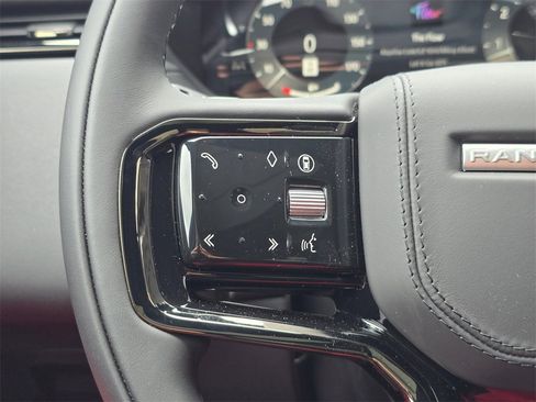 New 2026 Land Rover Range Rover Velar Dynamic SE image 19