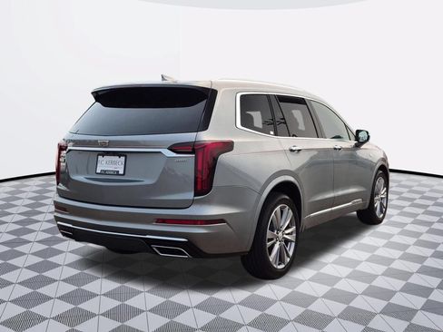 Certified 2023 Cadillac XT6 Premium Luxury FWD image 7
