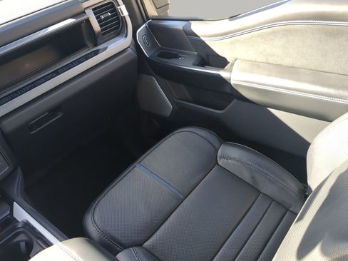 New 2026 Ford F350 Platinum w/ FX4 Off-Road Package image 48