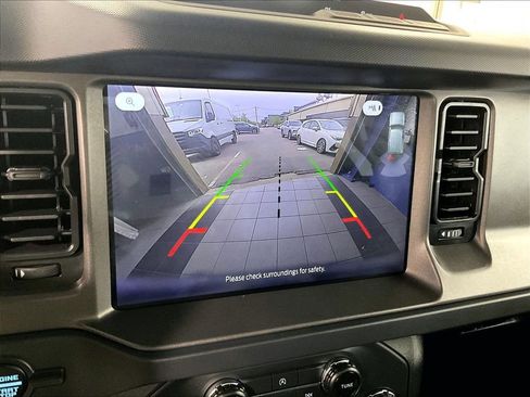 Used 2025 Ford Bronco Big Bend AWD/4WD image 19