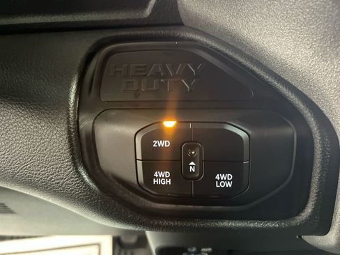 Used 2026 RAM 2500 Tradesman AWD/4WD image 8