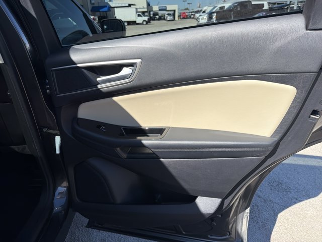 Used 2019 Ford Edge SEL w/ Equipment Group 201A FWD image 22