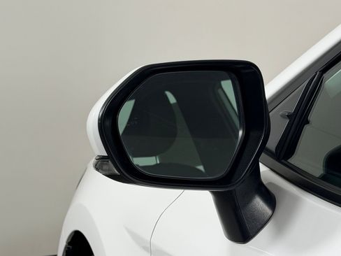 Used 2025 Toyota Camry SE FWD image 22