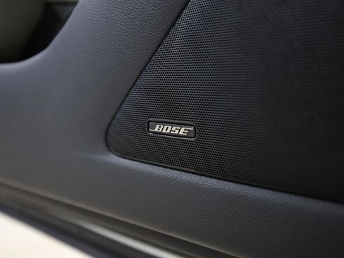 Used 2015 INFINITI Q60 Convertible w/ Premium Package image 23